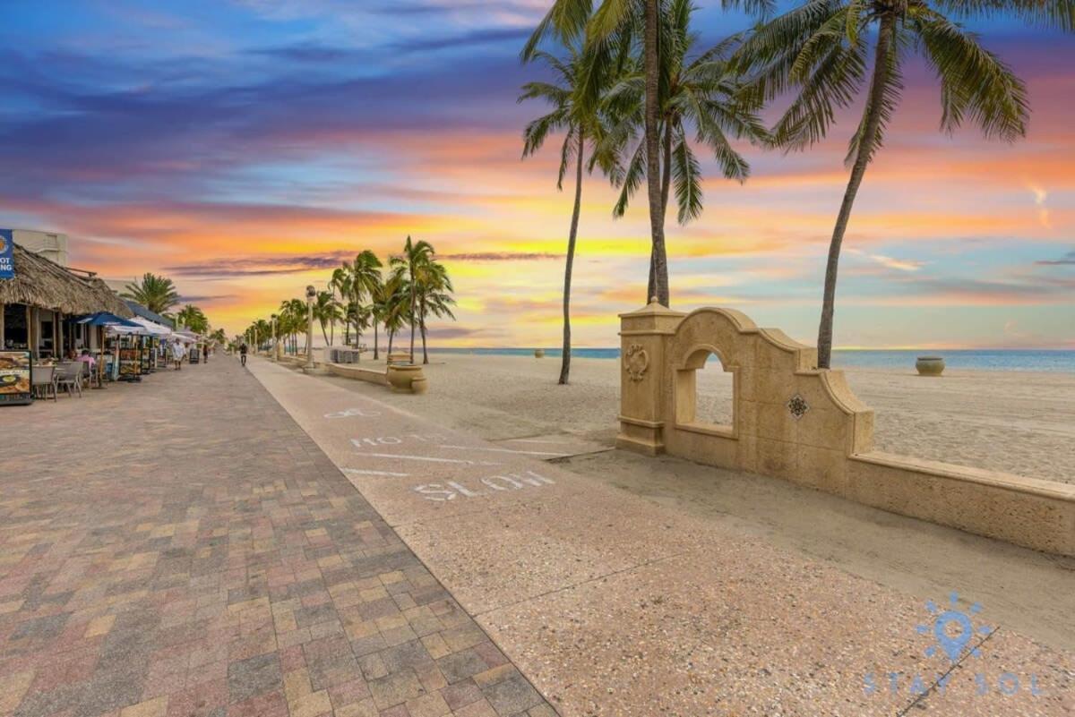 Rooftop Pool - Hollywood Beach Boardwalk Esterno foto
